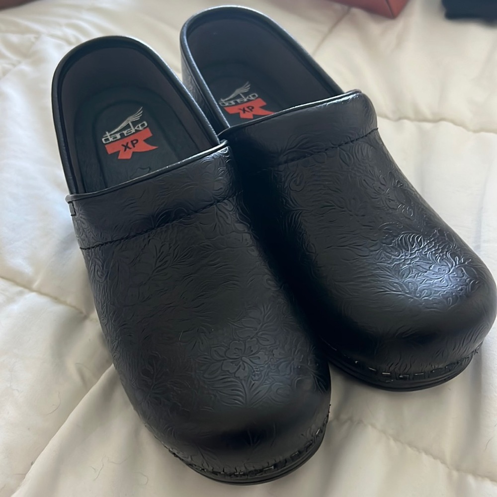 dansko shoes